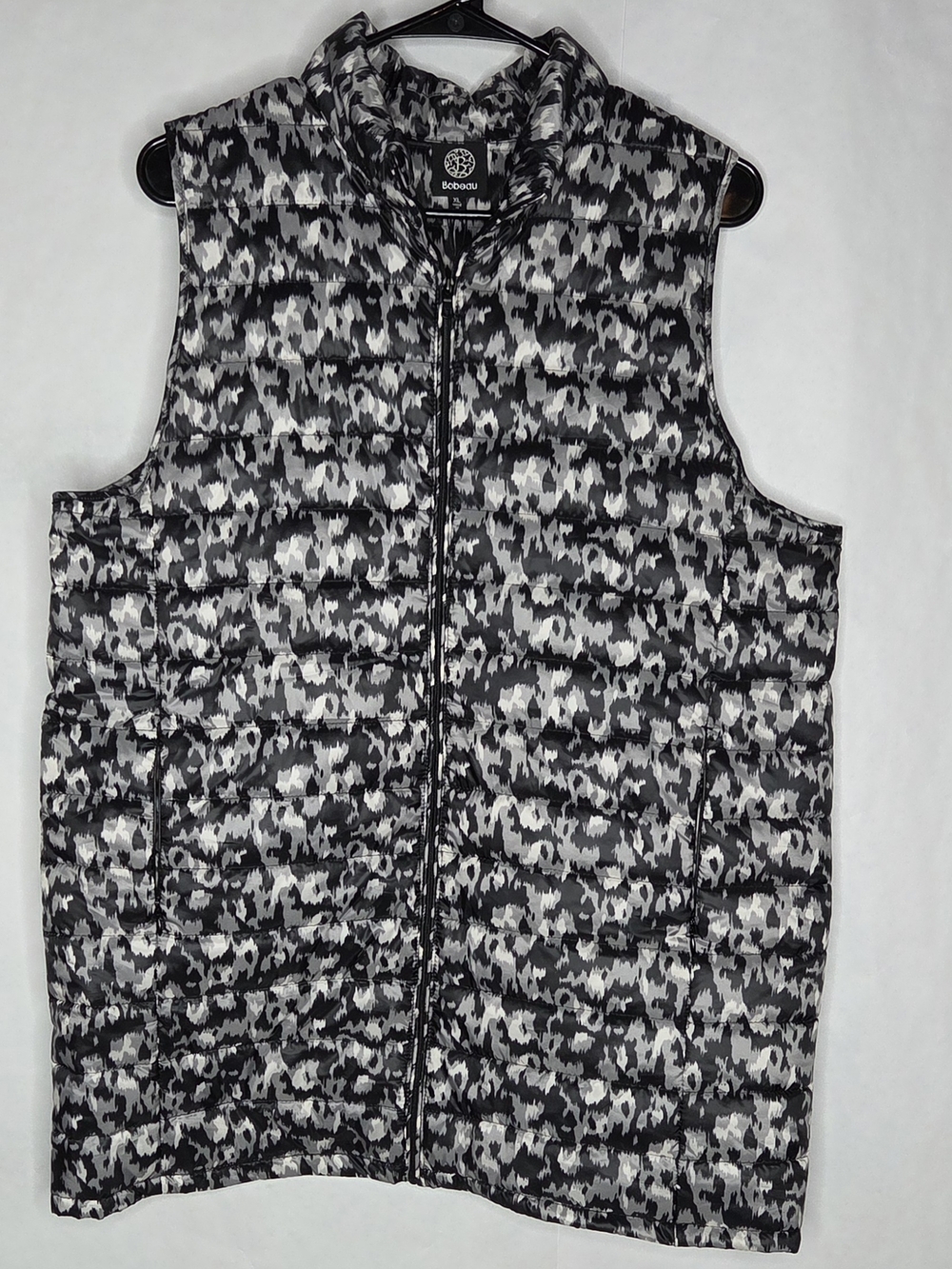 bobeau Black & White Abstract Quilted Puffer Vest